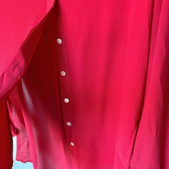 BADGLEY MISCHKA Silk Blouse Size S Raspberry Red Roll-Tab Relaxed Fit Chic - Picture 4 of 7